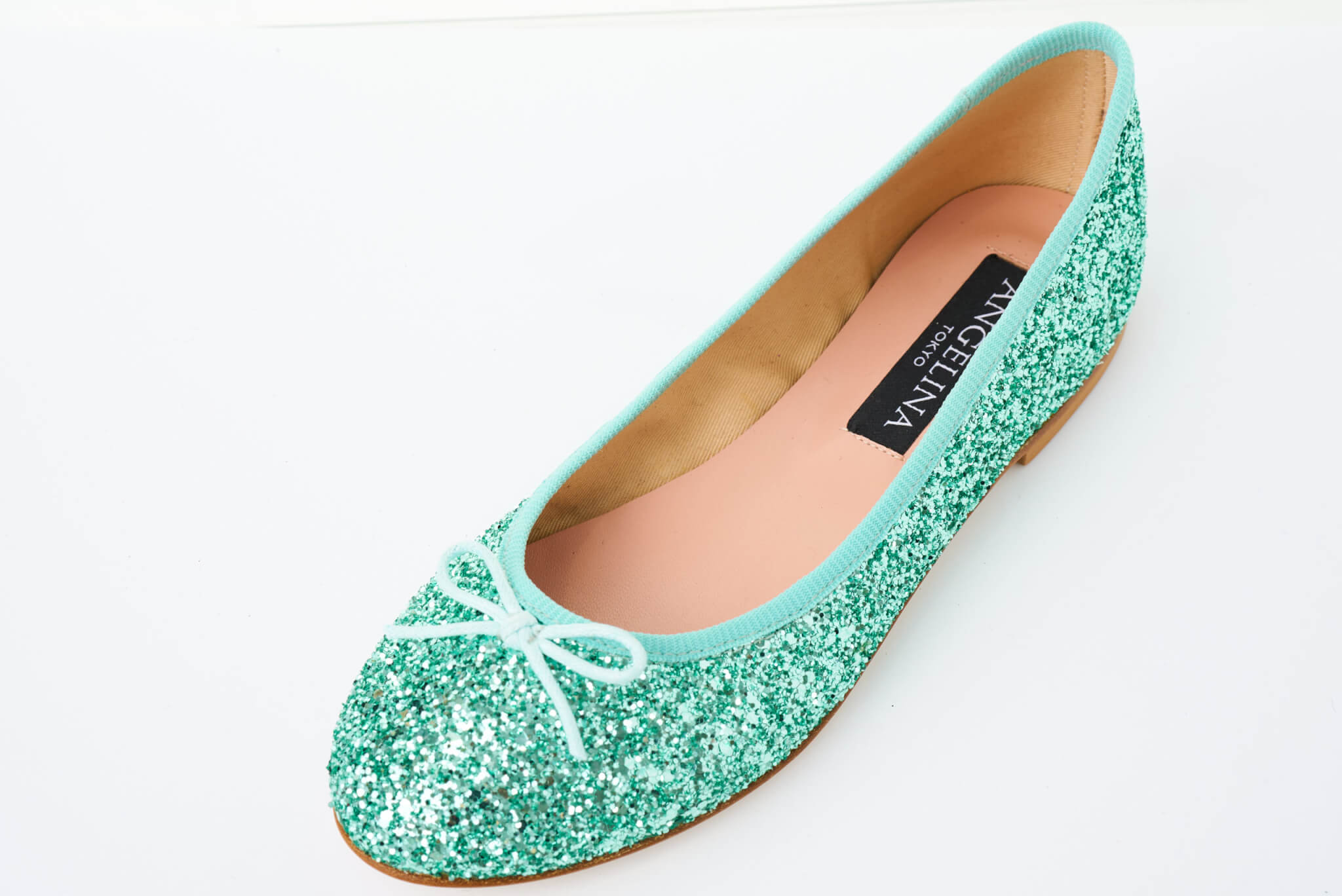 カタログ（バレリーナ2） | ANGELINA TOKYO